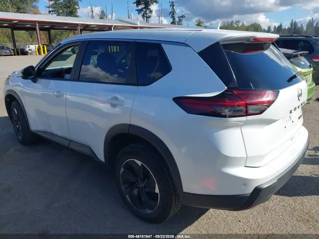 5N1BT3BB8RC692273 — 2024 Nissan Rogue SV Intelligent AWD, фото 3 с аукциона IAAI 30.09.2026, Передняя часть справа