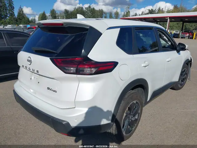 5N1BT3BB8RC692273 — 2024 Nissan Rogue SV Intelligent AWD, фото 4 с аукциона IAAI 30.09.2026, Передняя часть справа