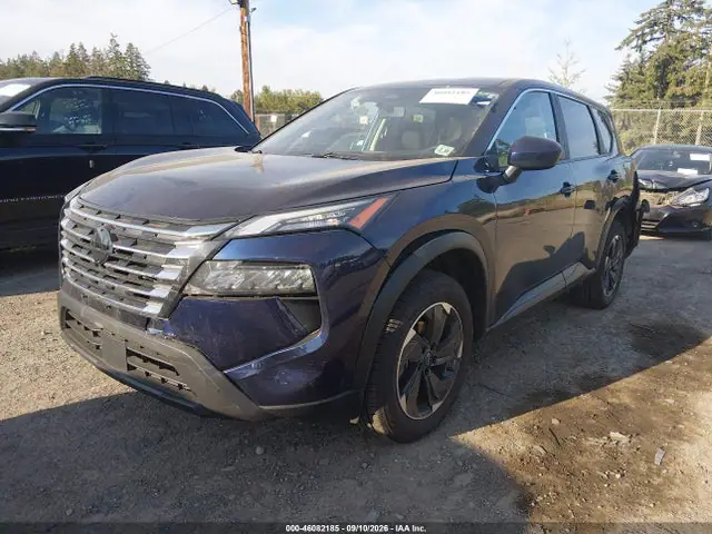 JN8BT3BB2SW161048 — 2025 Nissan Rogue SV Intelligent AWD, фото 2 с аукциона IAAI 30.09.2026, Задняя часть слева