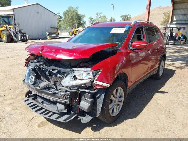 5N1AT2ML9FC778098 — 2015 Nissan Rogue SV, фото 2 с аукциона IAAI 29.09.2026, Передняя и задняя части
