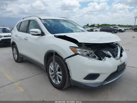 KNMAT2MT0GP679636 — 2016 Nissan Rogue SV, Передняя часть (Front End), фото до ремонта