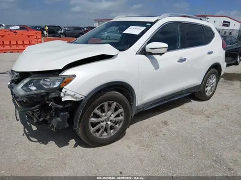 2017 Nissan ROGUE SV VIN 5N1AT2MT8HC768309 фото 2