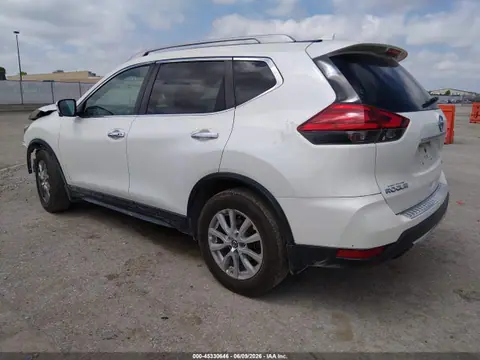 2017 Nissan ROGUE SV VIN 5N1AT2MT8HC768309 фото 3