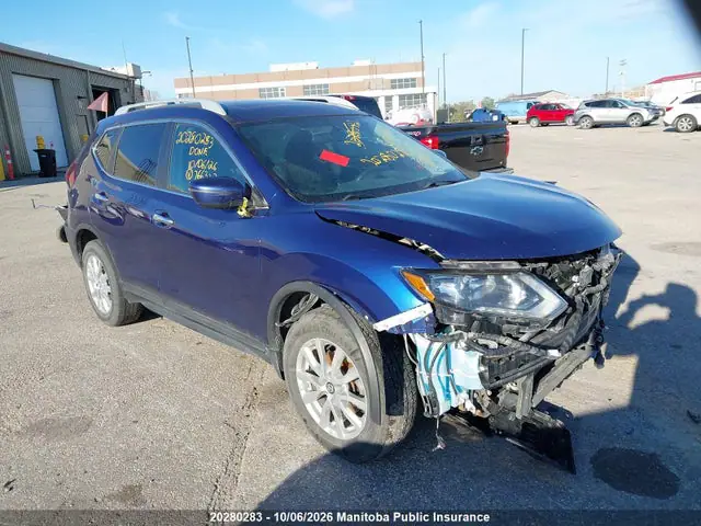 5N1AT2MV2JC766322 — 2018 Nissan Rogue SV, Передняя часть (Front), фото до ремонта
