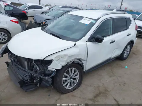 2018 Nissan ROGUE SV VIN KNMAT2MT6JP570928 фото 2