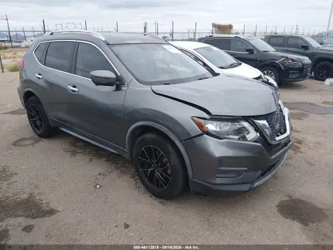 JN8AT2MT8JW463292 — 2018 Nissan Rogue SV, Передняя часть (Front End), фото до ремонта