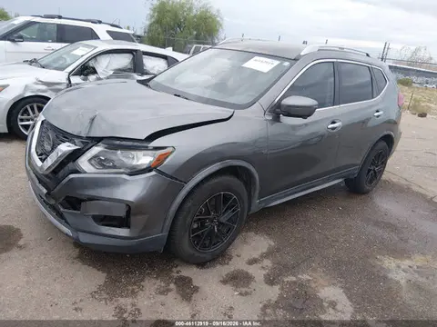 2018 Nissan ROGUE SV VIN JN8AT2MT8JW463292 фото 2