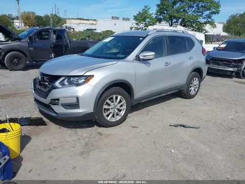 2018 Nissan ROGUE SV VIN KNMAT2MV4JP530056 фото 2