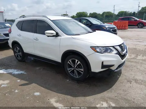 5N1AT2MT7KC800206 — 2019 Nissan Rogue SV, Град (Hail), фото до ремонта