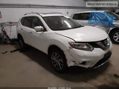 5N1AT2MV5EC838619 — 2014 Nissan Rogue, Передняя часть, фото до ремонта
