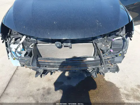 KNMAT2MV8FP585388 — 2015 Nissan Rogue, Передняя часть, фото до ремонта