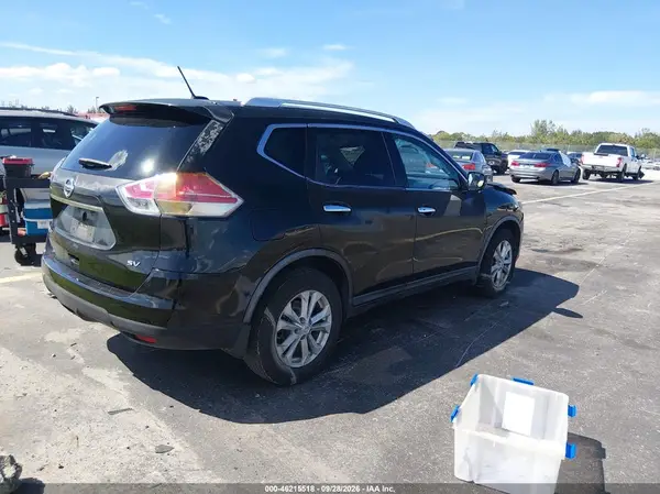KNMAT2MT2GP641406 — 2016 Nissan Rogue, фото 4 с аукциона IAAI, Передняя часть слева