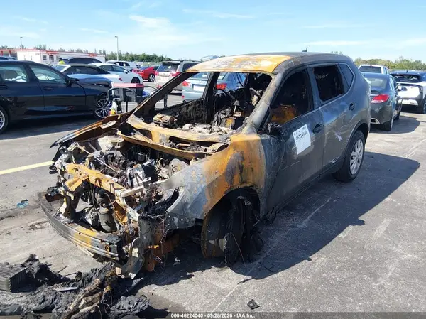 JN8AT2MT5GW005315 — 2016 Nissan Rogue, фото 2 с аукциона IAAI, Пожар двигателя