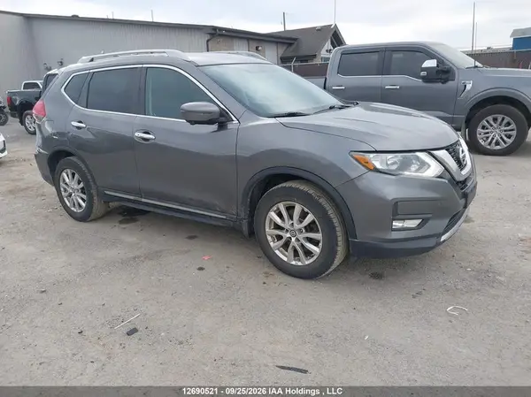 5N1AT2MM8HC741880 — 2017 Nissan Rogue, Задняя часть (Rear), фото до ремонта