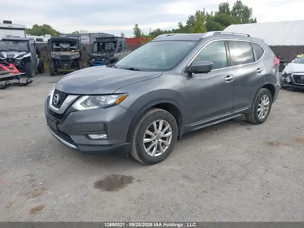 5N1AT2MM8HC741880 — 2017 Nissan Rogue, фото 2 с аукциона IAAI 29.09.2026, Задняя часть