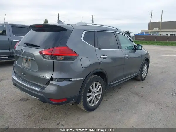 5N1AT2MM8HC741880 — 2017 Nissan Rogue, фото 4 с аукциона IAAI 29.09.2026, Задняя часть