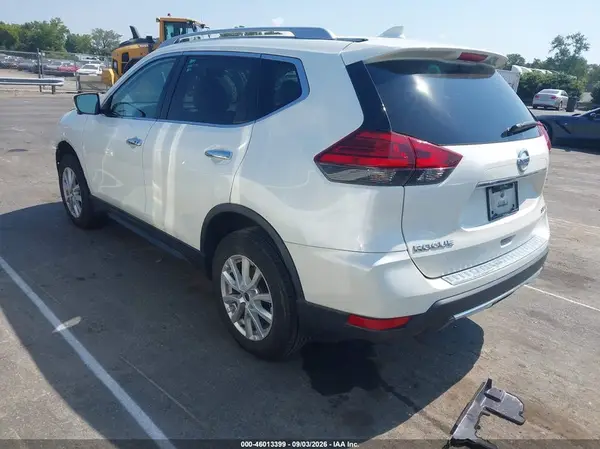 5N1AT2MV2HC767416 — 2017 Nissan Rogue, фото 3 с аукциона IAAI 13.10.2026, Передняя часть