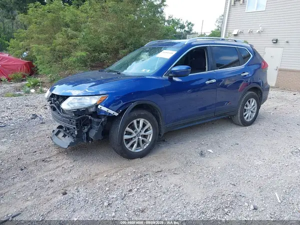 5N1AT2MV1HC875168 — 2017 Nissan Rogue, фото 2 с аукциона IAAI 14.10.2026, Передняя часть