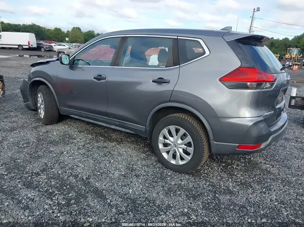 KNMAT2MV1HP594193 — 2017 Nissan Rogue, фото 3 с аукциона IAAI 07.10.2026, Передняя часть
