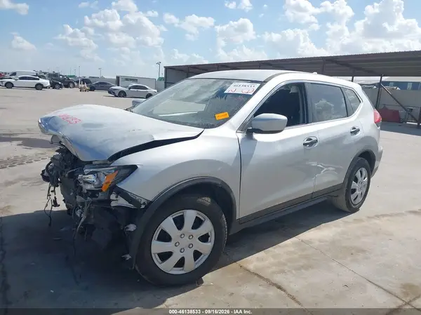 KNMAT2MT4HP564829 — 2017 Nissan Rogue, фото 2 с аукциона IAAI 14.10.2026, Передняя часть
