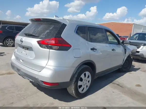 KNMAT2MT4HP564829 — 2017 Nissan Rogue, фото 4 с аукциона IAAI 14.10.2026, Передняя часть
