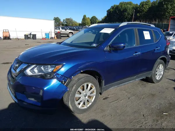 JN8AT2MV7HW017386 — 2017 Nissan Rogue, фото 2 с аукциона IAAI 06.10.2026, Естественный износ