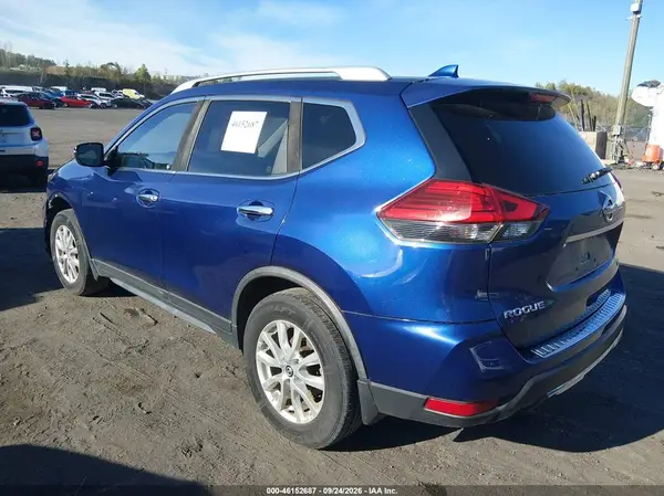 JN8AT2MV7HW017386 — 2017 Nissan Rogue, фото 3 с аукциона IAAI 06.10.2026, Естественный износ