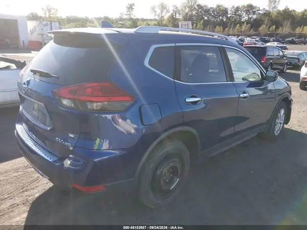JN8AT2MV7HW017386 — 2017 Nissan Rogue, фото 4 с аукциона IAAI 06.10.2026, Естественный износ