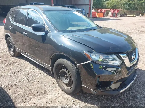 JN8AT2MTXHW130232 — 2017 Nissan Rogue, Передняя часть (Front End), фото до ремонта