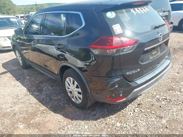 JN8AT2MTXHW130232 — 2017 Nissan Rogue, фото 3 с аукциона IAAI, Передняя часть