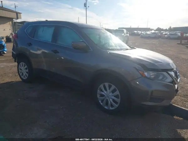 5N1AT2MV2HC817554 — 2017 Nissan Rogue, Передняя часть (Front & Rear), фото до ремонта