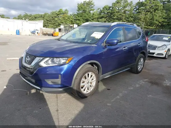 JN8AT2MV4HW017281 — 2017 Nissan Rogue, фото 2 с аукциона IAAI 06.10.2026, Задняя часть слева
