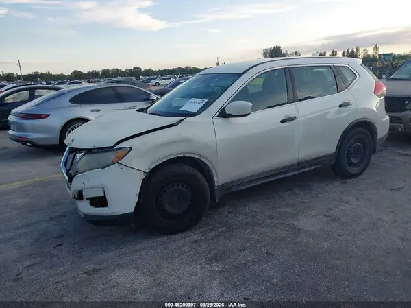 5N1AT2MT0HC894101 — 2017 Nissan Rogue, фото 2 с аукциона IAAI, Передняя часть
