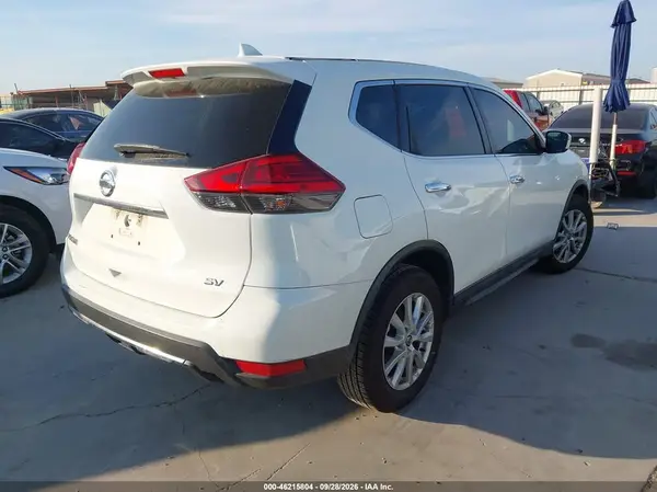 5N1AT2MT0HC858375 — 2017 Nissan Rogue, фото 4 с аукциона IAAI, Левый бок