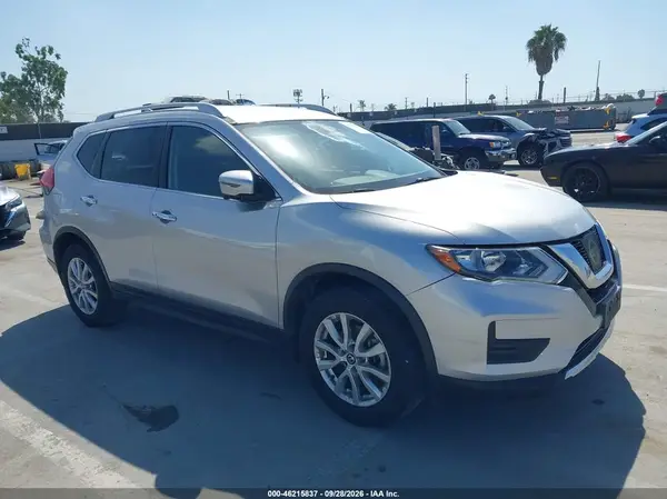 JN8AT2MT1HW408550 — 2017 Nissan Rogue, Левый бок (Left Side), фото до ремонта