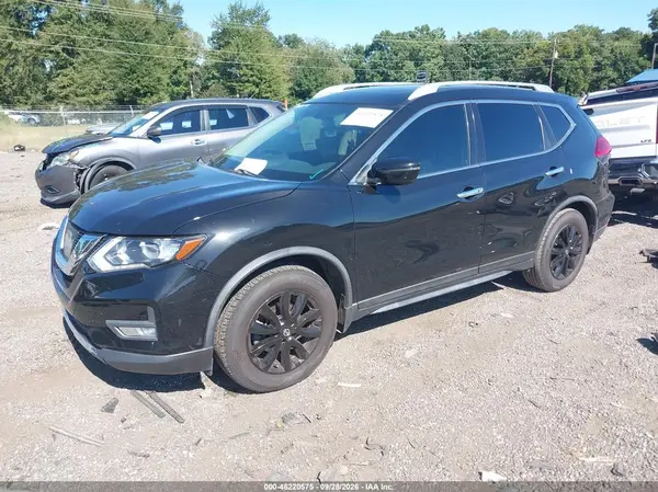 JN8AT2MT0HW394849 — 2017 Nissan Rogue, фото 2 с аукциона IAAI, Задняя часть
