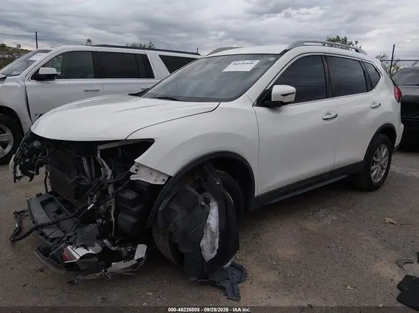 5N1AT2MV0HC853436 — 2017 Nissan Rogue, фото 2 с аукциона IAAI, Передняя часть