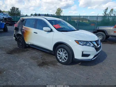 KNMAT2MV2HP549280 — 2017 Nissan Rogue, Внешний пожар, фото до ремонта