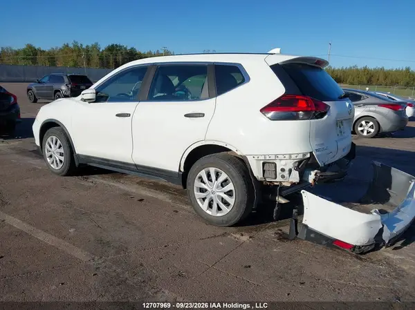 5N1AT2MT2JC749308 — 2018 Nissan Rogue, фото 3 с аукциона IAAI 29.09.2026, Передняя часть