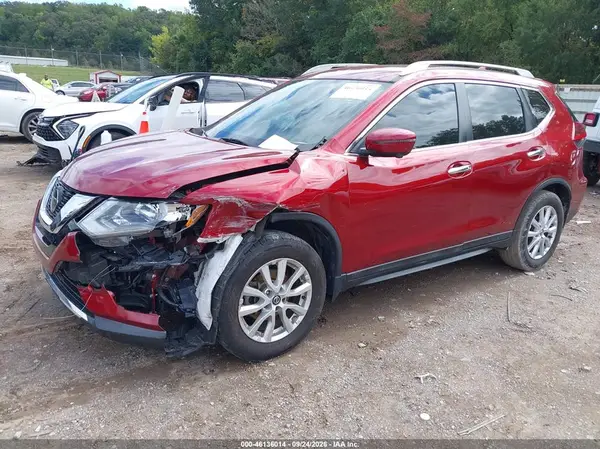 5N1AT2MT2JC748076 — 2018 Nissan Rogue, фото 2 с аукциона IAAI 07.10.2026, Передняя часть слева