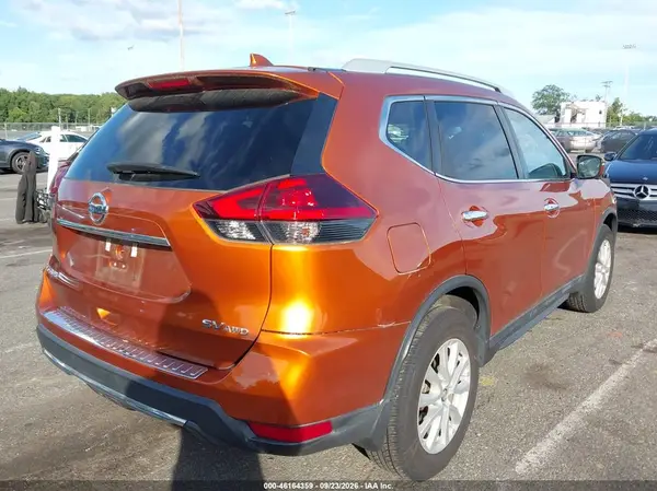 5N1AT2MV0JC797570 — 2018 Nissan Rogue, фото 4 с аукциона IAAI, Левый бок
