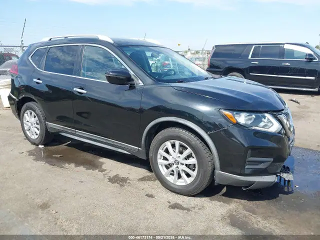 KNMAT2MT8JP506874 — 2018 Nissan Rogue, Передняя часть (Front End), фото до ремонта
