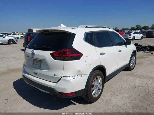 5N1AT2MT8JC850059 — 2018 Nissan Rogue, фото 4 с аукциона IAAI 14.10.2026, Подтопление