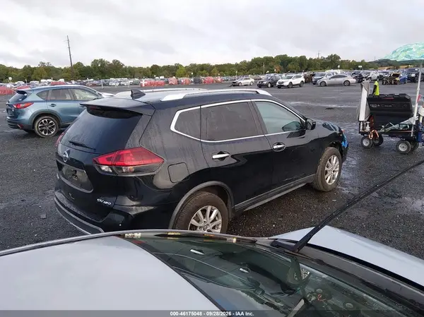 KNMAT2MV3JP610710 — 2018 Nissan Rogue, фото 4 с аукциона IAAI, Задняя часть слева