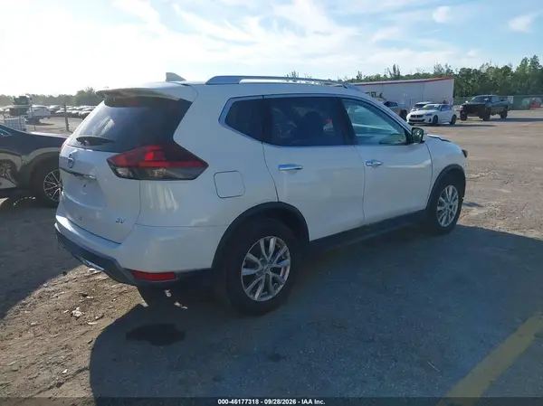 KNMAT2MT5JP552534 — 2018 Nissan Rogue, фото 4 с аукциона IAAI, Передняя часть