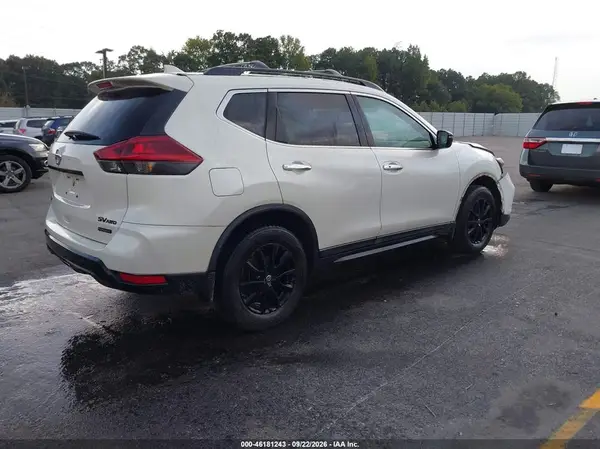 5N1AT2MV0JC730435 — 2018 Nissan Rogue, фото 4 с аукциона IAAI 14.10.2026, Естественный износ