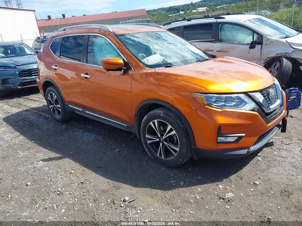 JN8AT2MV1JW308567 — 2018 Nissan Rogue, Передняя часть (Front End), фото до ремонта
