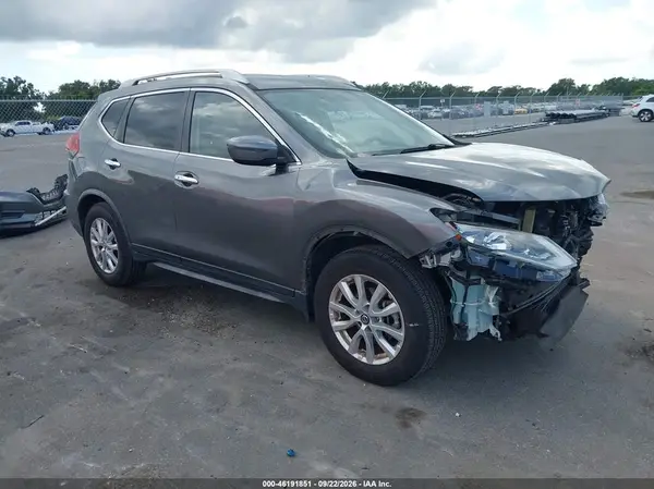 JN8AT2MT8JW457363 — 2018 Nissan Rogue, Передняя часть (Front End), фото до ремонта