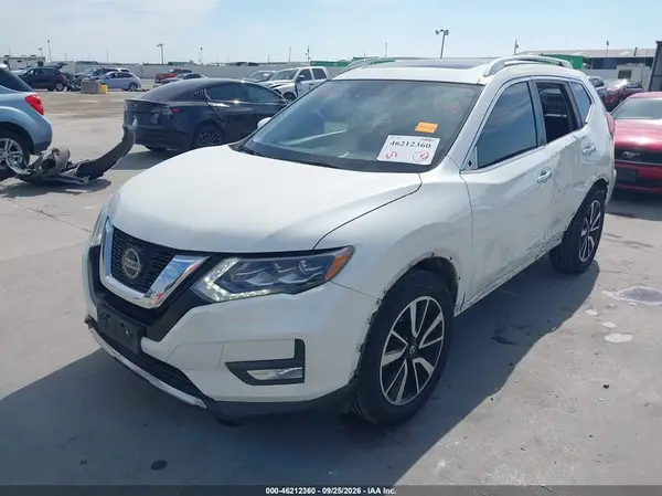 JN8AT2MT2JW469525 — 2018 Nissan Rogue, фото 2 с аукциона IAAI, Левый бок