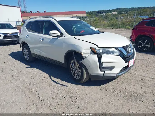 5N1AT2MV1JC708699 — 2018 Nissan Rogue, Передняя часть (Front & Rear), фото до ремонта